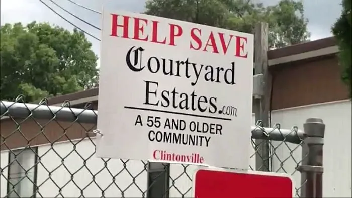 Courtyard Estates Picture 2