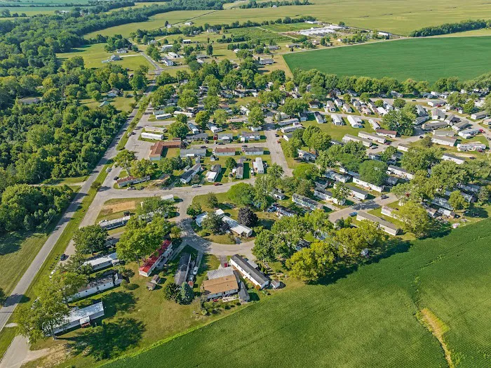 Suburbans Manufactured Home Community Picture 5