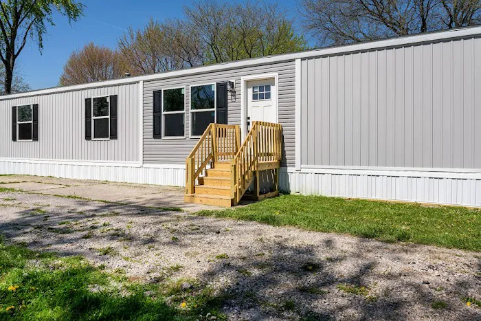 Suburbans Manufactured Home Community Picture 1