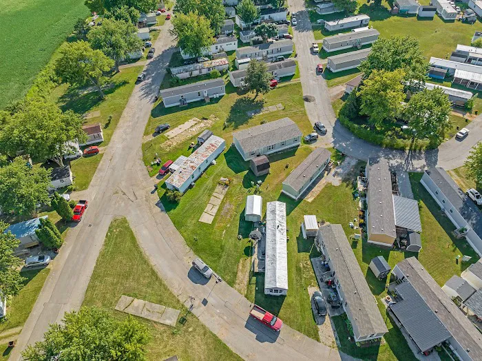 Suburbans Manufactured Home Community Picture 9