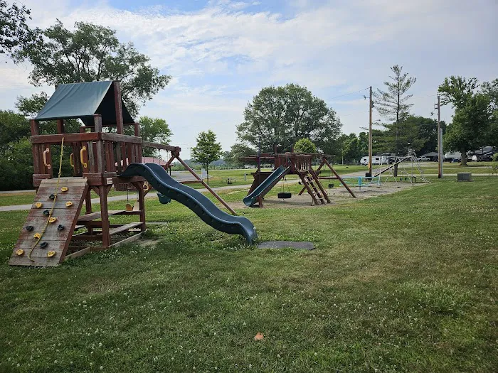 Arrowhead Lake RV Park Picture 4