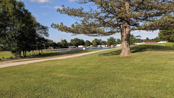 Arrowhead Lake RV Park Picture 9