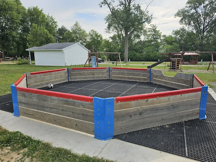 Arrowhead Lake RV Park Picture 7