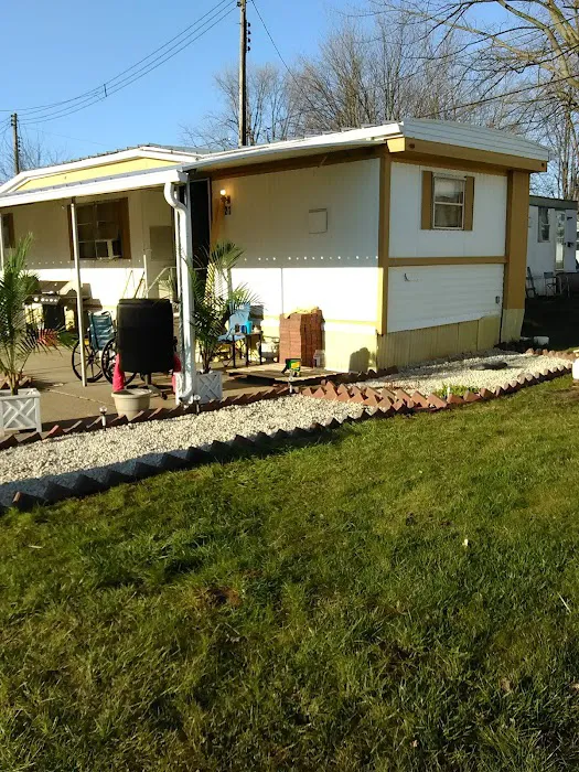 Freedom Mobile Home Park Picture 6