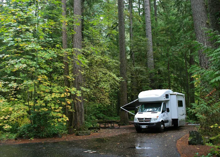 Susan Creek Campground Picture 10