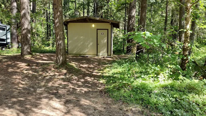 Wolf Creek Campground Picture 5