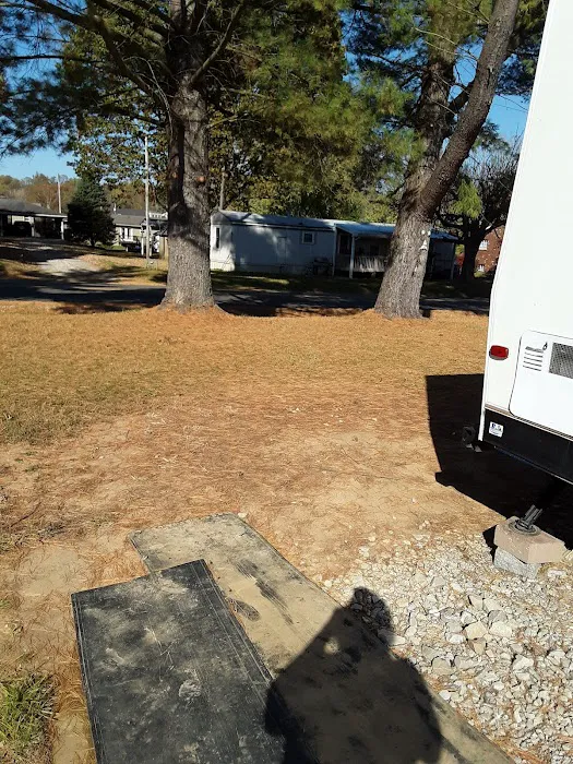 Starlite RV Park Picture 4