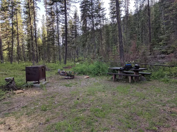 Jackpine Flats Campground Picture 7