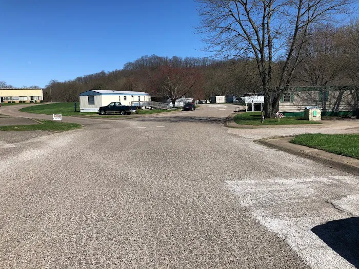 Chateau Estates Mobile Home Park Picture 1