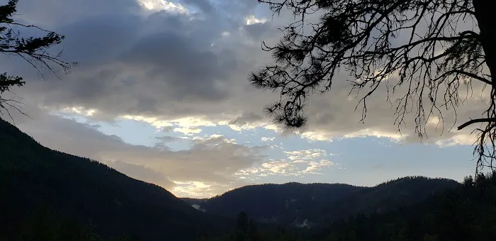 Dunn Creek Flats Campground & Boat Ramp Picture 1