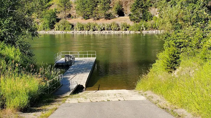 Dunn Creek Flats Campground & Boat Ramp Picture 9