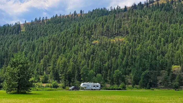 Dunn Creek Flats Campground & Boat Ramp Picture 3