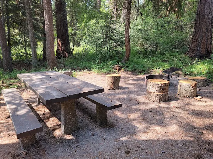 Pleasant Valley Campground Picture 3