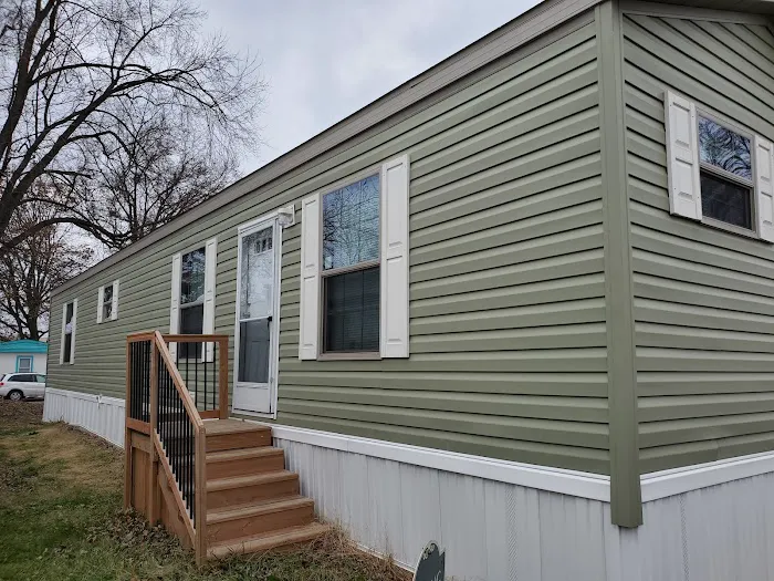 Northern Pines Mobile Home Park Picture 5