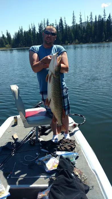 Upper Thompson Lake Campground Picture 3