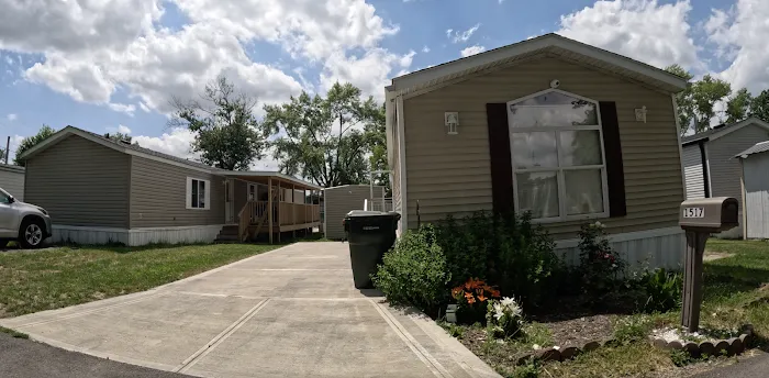 17th Ave Mobile Home Park Picture 7