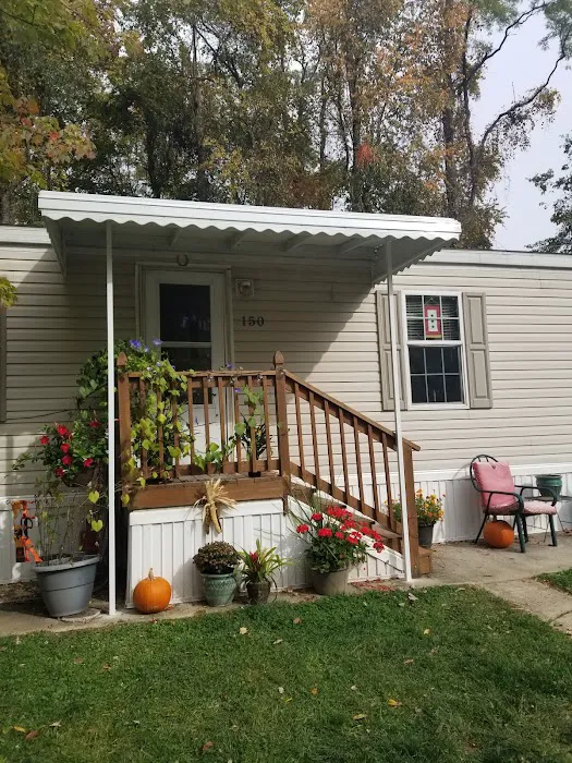 Reynoldsburg Estates Mobile Home Community & Sales Picture 3