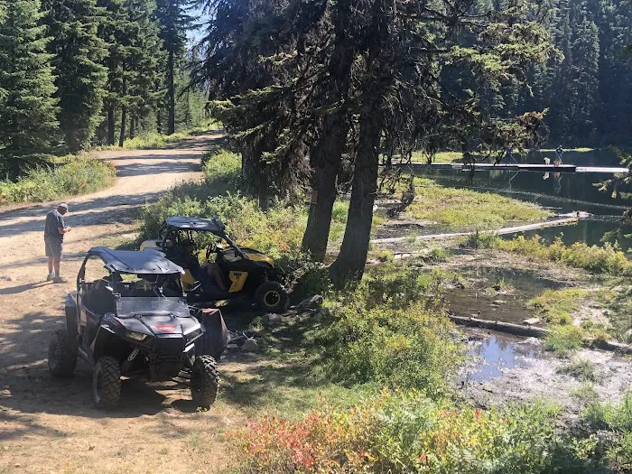 Mammoth Springs Campground Picture 4