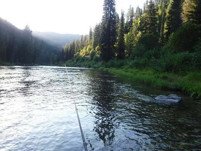 Fly Flat Campground Picture 5