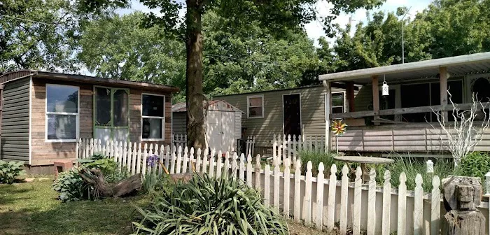 Somerset Mobile Home Park Picture 4