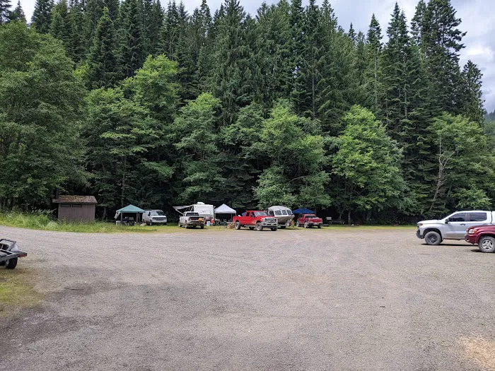 Dworshak Reservoir Grandad Campground Picture 8