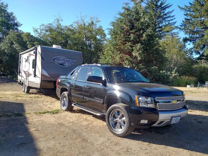 Coquille River RV Park Picture 10