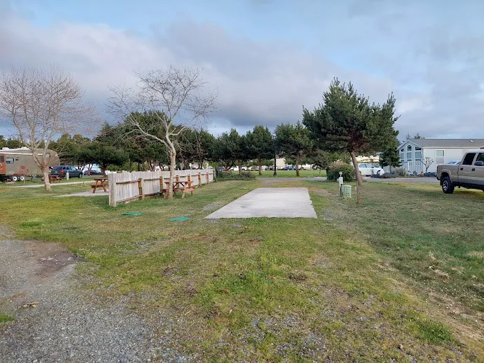 Bandon By the Sea RV Park Picture 7