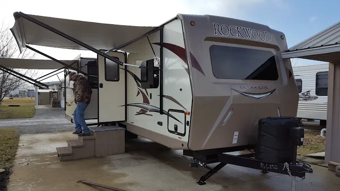 BayPoint Villas Picture 3