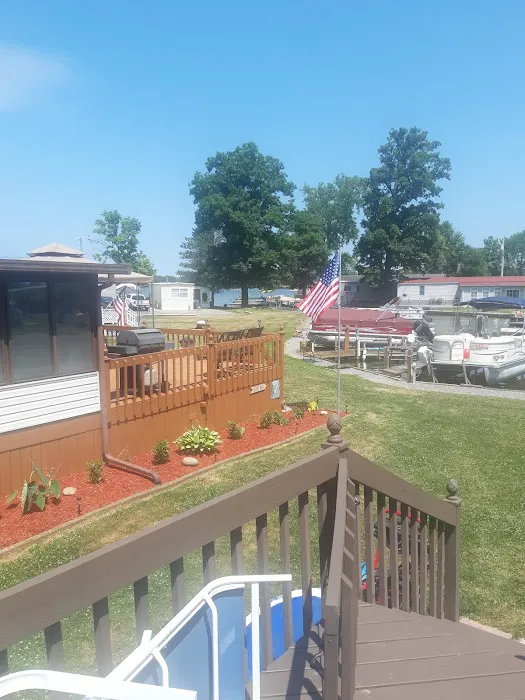 Lakeridge Estates Manufactured Housing Community Picture 3