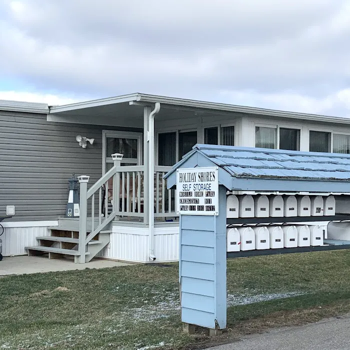 Holiday Shores Mobile Home Park Picture 2