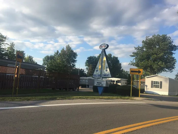 Holiday Harbor Mobile Home Community Picture 2