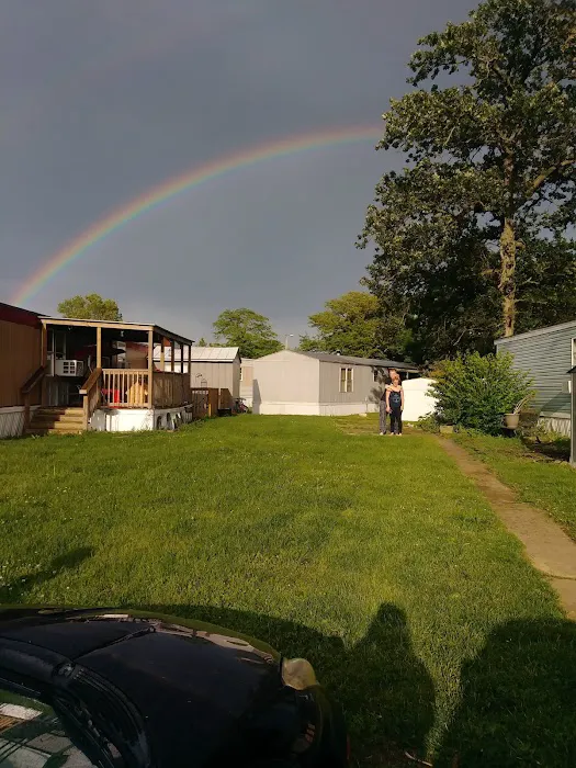 Green Meadows Mobile Home Park Picture 7