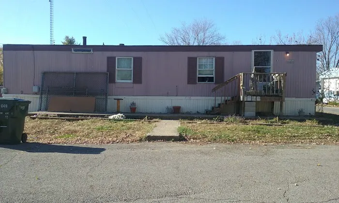 Caravan Village MHP Picture 7