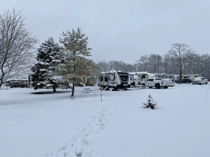 Alton RV Park Picture 9
