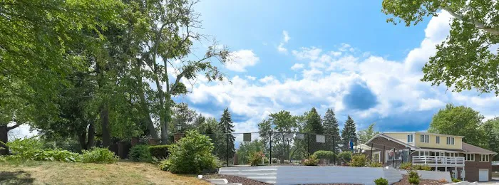 Meadowbrook Estates Picture 8