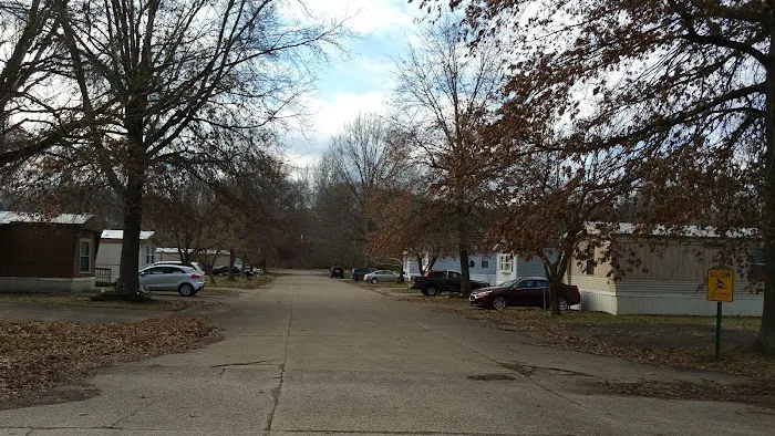 Ryanwood Village Picture 2