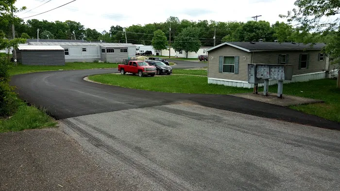 Deerfield Mobile Home Park Picture 5