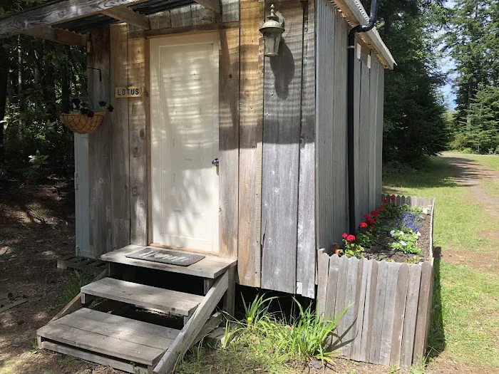 Dew Valley Ranch Nature Retreat Picture 5