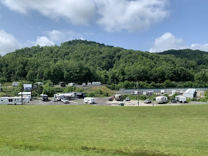 Acts 9 RV Park and Storage Picture 2
