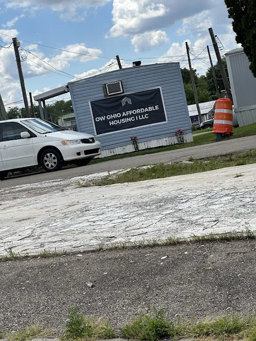 Fairlane Mobile Home Park Picture 7