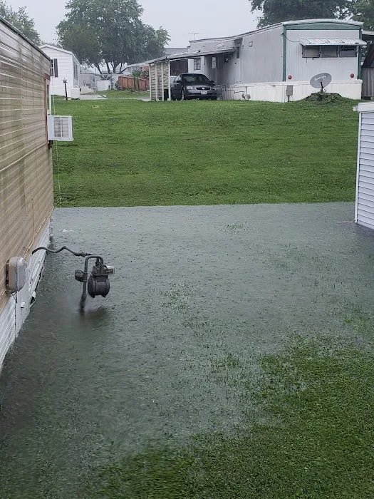 Colonial Estates Mobile Home Picture 2