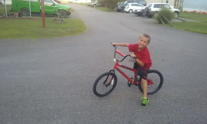 Rustic Ridge Manufactured Housing Community Picture 8