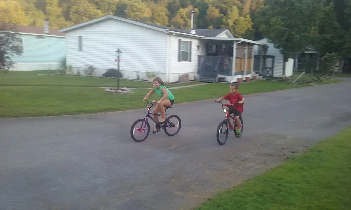 Rustic Ridge Manufactured Housing Community Picture 5