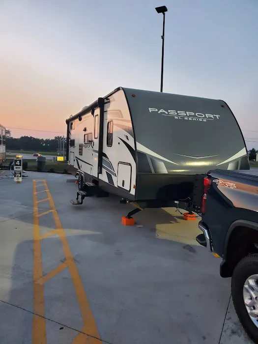 Love's RV Hookup Picture 8
