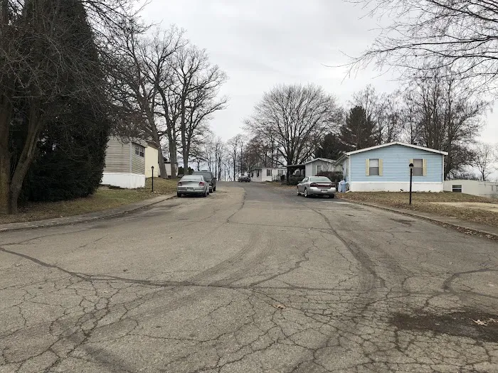 Hickory Grove Mobile Home Community Picture 2