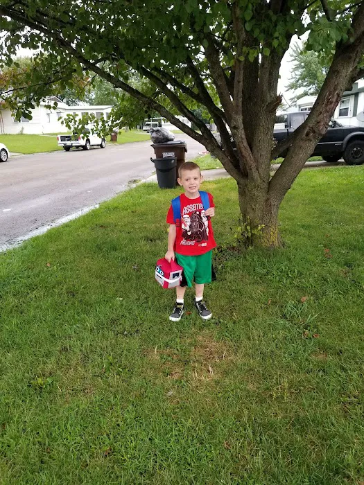 Brookside Village Mobile Home Park Picture 2