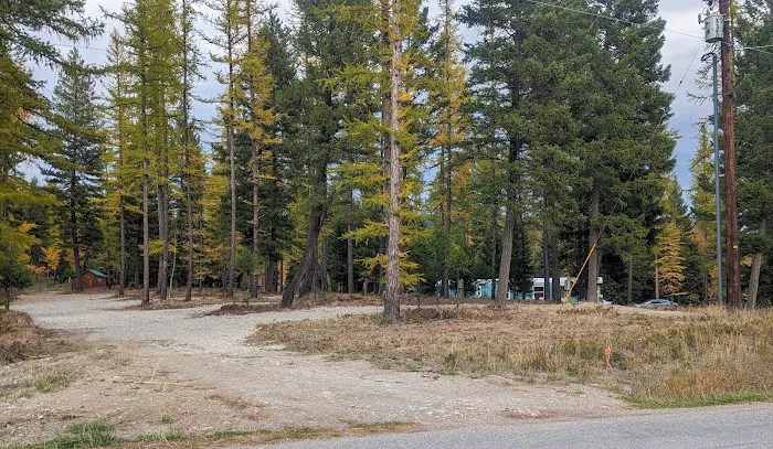 Ashley Lake Hideaway Picture 1