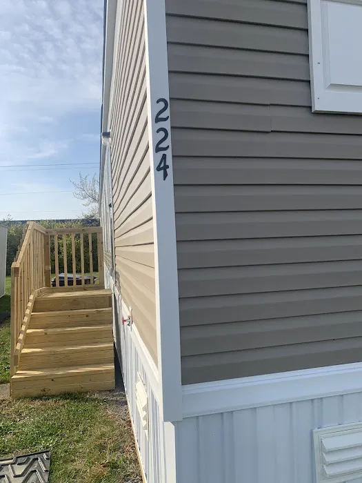 Colony Mobile Home Community Picture 2