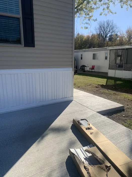 Colony Mobile Home Community Picture 6