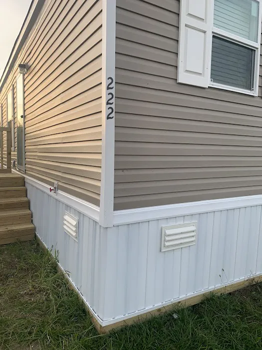 Colony Mobile Home Community Picture 7